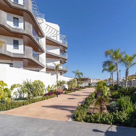 Marinsa Beach, 1 Bedroom With Seaview
