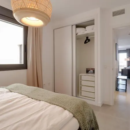 Marinsa Beach, 1 Bedroom With Seaview *