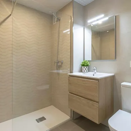 Marinsa Beach, 1 Bedroom With Seaview *