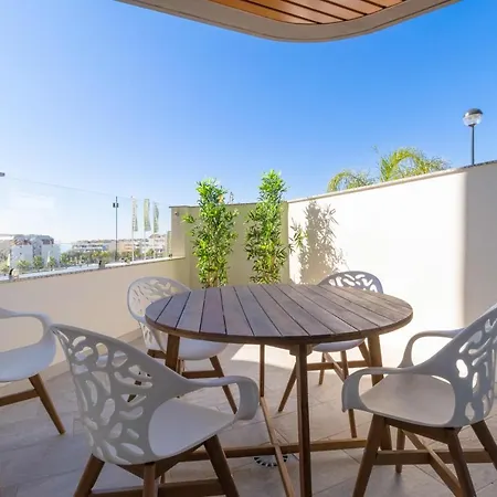 Marinsa Beach, 1 Bedroom With Seaview *